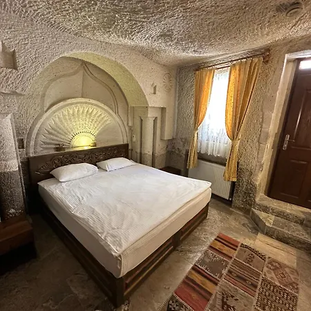 Leyla Cave House Bed & Breakfast
